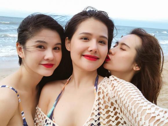 Huyền Lizzie, Phương Anh, Thu Hoài, sao Việt