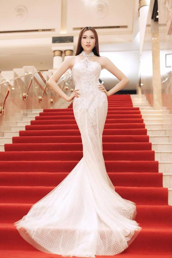 thanh huyền, chân dài, mc vtv