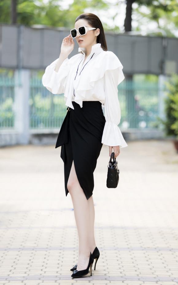 10-ngoisao.vn-w1200-h1920 7 thoi trang sao, thời trang Kỳ Duyên, sao Việt