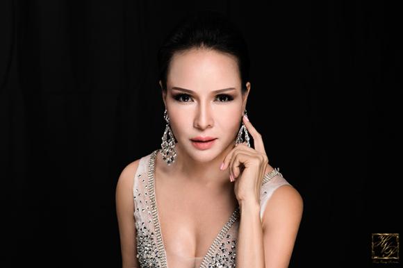 Hoa hậu Quý bà Hoàn vũ,  Mrs Universe 2017, Trâm Lưu, sao việt
