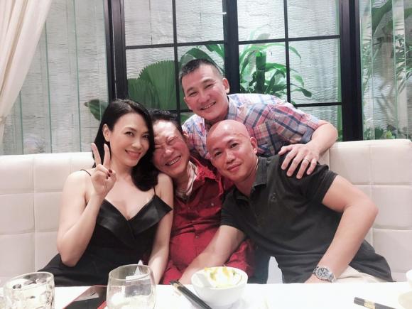 Mỹ Tâm,Mỹ Tâm hiếm hoi khoe vòng một,sao Việt