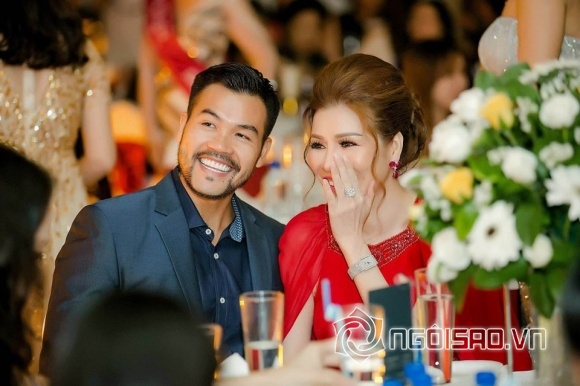 Hoa hậu bùi thị hà, sao việt