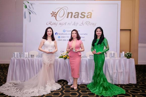 my-pham-onasa-174-1-ngoisao.vn-w580-h386 3 mỹ phẩm dược liệu tại Việt Nam, mỹ phẩm onasa
