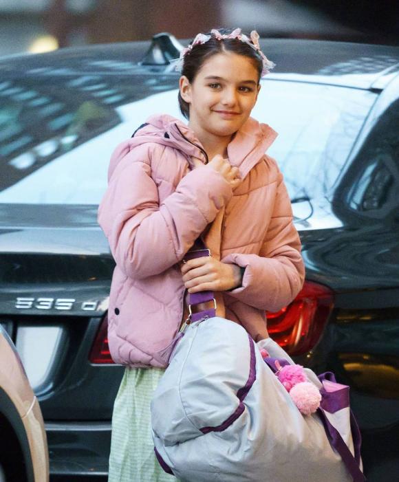 bé Suri Cruise,thời trang của Suri Cruise, suri dịu dàng