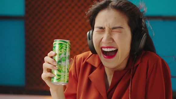 Hoà Minzy, Đức Phúc, sao việt