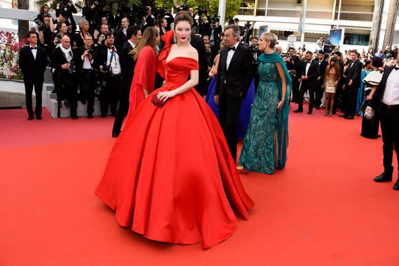 Lý Nhã Kỳ,Lý Nhã Kỳ hóa Công chúa Cinderella,khai mạc LHP Cannes,LHP Cannes 2018