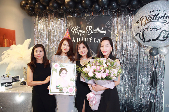 thẩm mỹ viện Ý Lan, á hậu ý lan