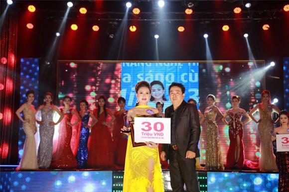 Miss U30, cuộc thi nhan sắc, cô giáo Long An, Tân hoa hậu Hồng Vân