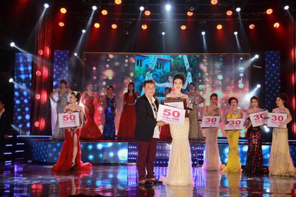 Miss U30, cuộc thi nhan sắc, cô giáo Long An, Tân hoa hậu Hồng Vân