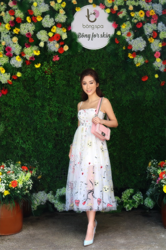 bong-spa-165-3-ngoisao.vn-w580-h870 2 Bông Spa, Chăm sóc da, Tắm trắng
