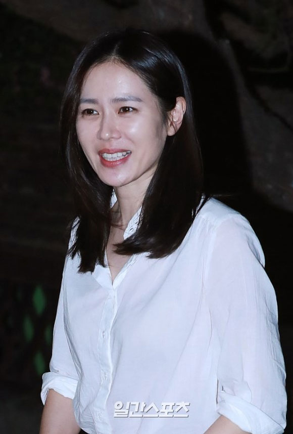 Son Ye Jin, Jung Hae In, chị đẹp mua cơm ngon cho tôi