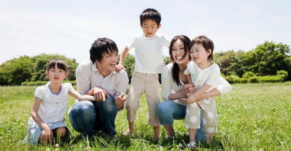 phụ nữ sinh 1-2 con, phụ nữ sinh ít con, phụ nữ sinh con