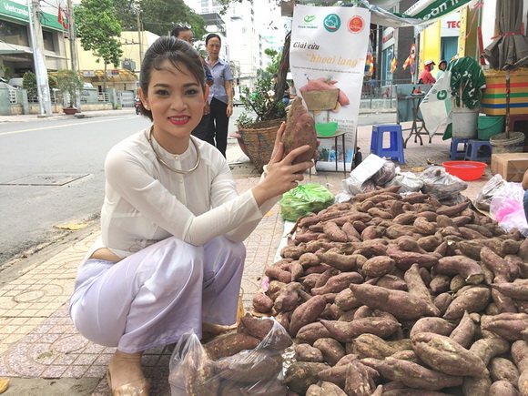 Bác sĩ thẩm mỹ Xuân Trường, Á hậu Hoàng Yến, sao việt