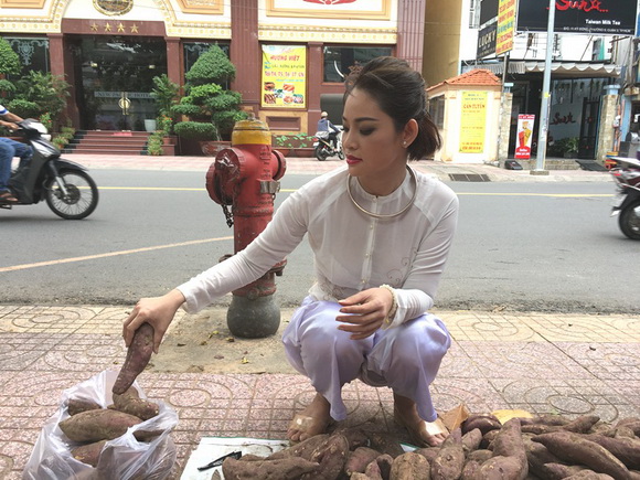 Bác sĩ thẩm mỹ Xuân Trường, Á hậu Hoàng Yến, sao việt