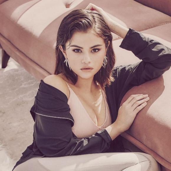 Ca sĩ Selena Gomez,Thăm nhà sao, nhà selena gomez