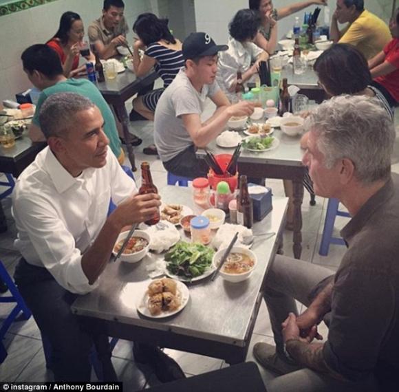 đầu bếp ăn bún chả cùng obama, Anthony Bourdain, đầu bếp nổi tiếng tự tử