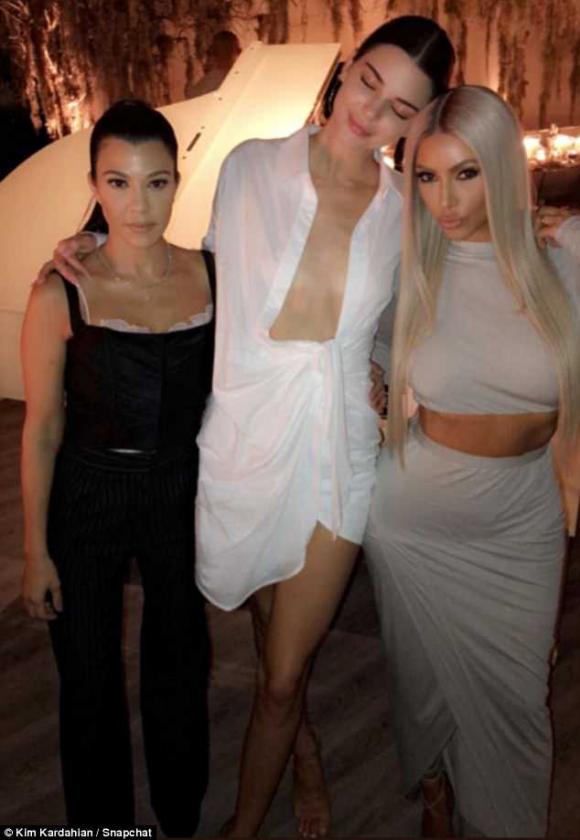 Kim Kardashian, Kayne West, sao Hollywood