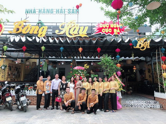 nha-hang-bong-hau-156-11-ngoisao.vn-w580-h435 3 Á hậu Nguyễn Vân Anh, nhà hàng Bông Hậu, Nhà hàng hải sản Bông Hậu