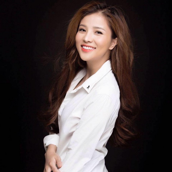 nha-hang-bong-hau-156-7-ngoisao.vn-w580-h579 7 Á hậu Nguyễn Vân Anh, nhà hàng Bông Hậu, Nhà hàng hải sản Bông Hậu