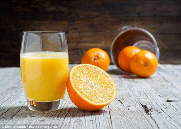 nước ép cam, nước cam, rã đông nước cam, để nước cam trong tủ lạnh rồi mới uống