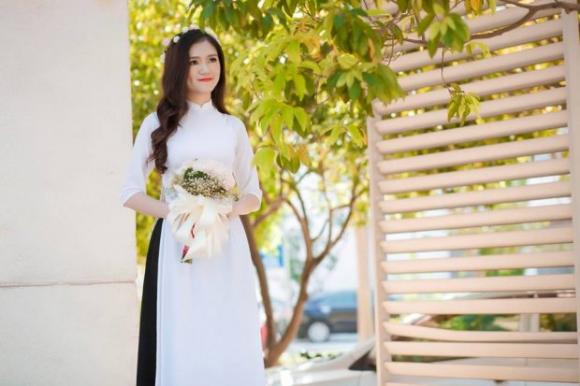 nữ sinh được thầy giáo cầu hôn, cầu hôn nữ sinh, Trần Thị Duyên