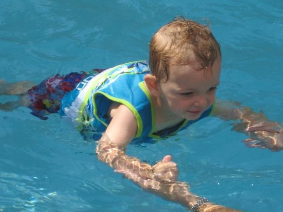 hiện tượng đuối nước,bảo vệ con em tránh khỏi hiện tượng đuối nước ,quy tắc chiều dài của cánh tay