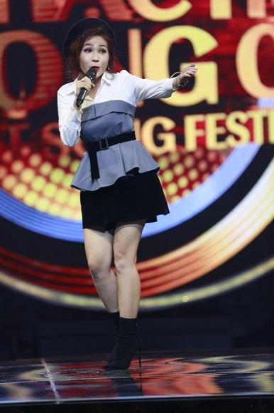 image001-ngoisao.vn-w660-h440.jpg 0 Nhạc hội song ca mùa 2, Á hậu Hoàng Oanh, Ngô Kiến Huy