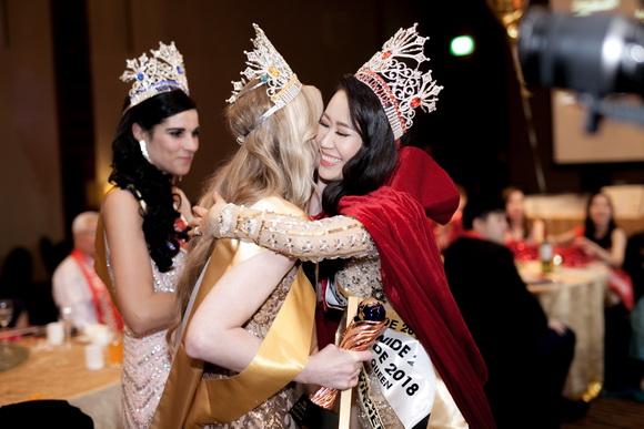 Dương Thùy Linh đăng quang Hoa hậu 3 dương thùy linh, Mrs Worldwide 2018, Hoa hậu Phụ nữ Toàn thế giới 2018