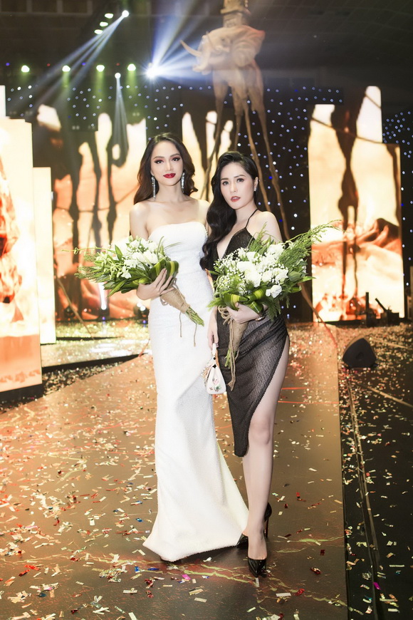 di-bang-266-4-ngoisao.vn-w580-h870 7 Di Băng, NTK Đỗ Long, sao việt