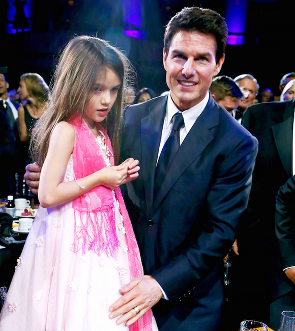 Tom Cruise, bé Suri, Katie Holmes