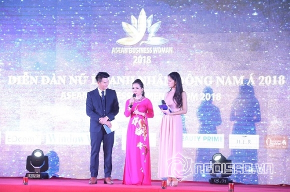 Nữ hoàng Kim Chi diện áo dài tuyệt đẹp tại diễn đàn nữ Doanh nhân Asean 0 Nữ hoàng Kim Chi, Ngô Thị Kim Chi, Queen Cà phê, Queen Coffee