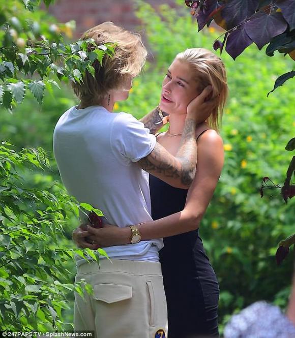 Ca sĩ Justin Bieber,Justin Bieber và Hailey Baldwin,Selena Gomez và Justin Bieber