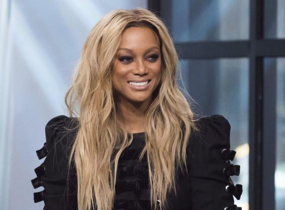 siêu mẫu Tyra Banks,Thăm nhà sao, sao Hollywood