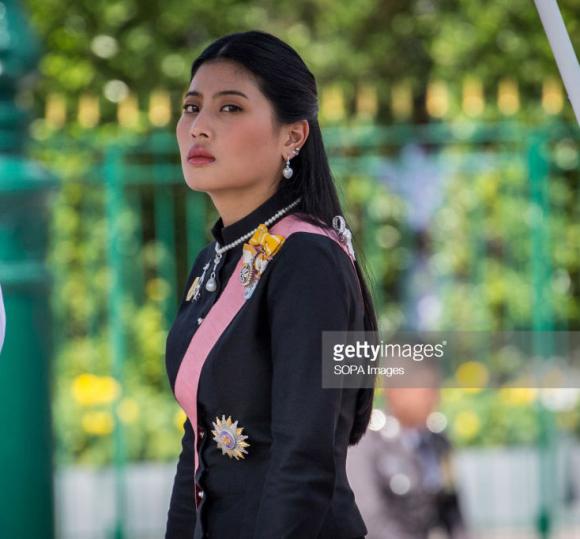 công chúa Thái Lan, sao Thái Lan, Sirivannavari Nariratana
