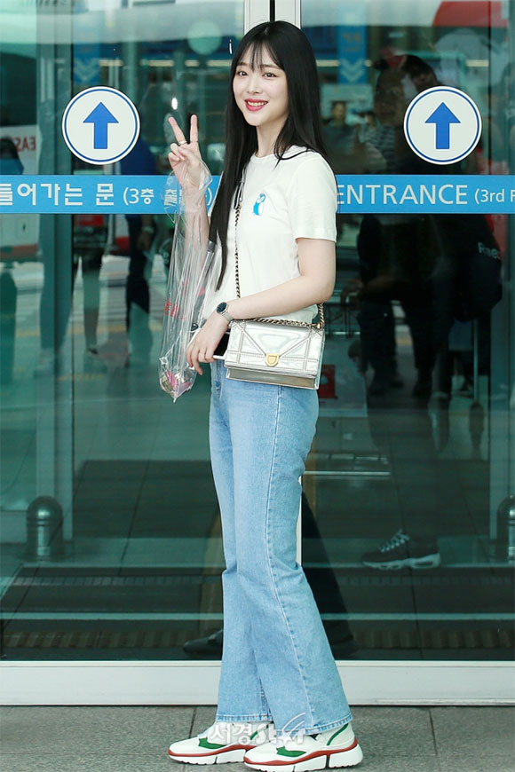Yoona, sao hàn, thời trang sân bay