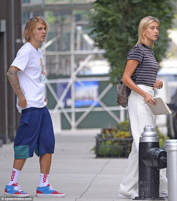 Justin bieber,Hailey Baldwin, sao Hollywood
