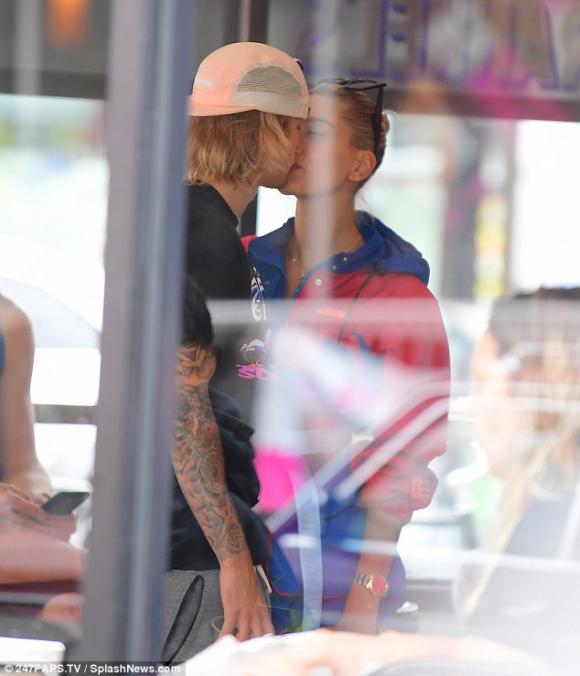 Justin Bieber,Hailey Baldwin, sao hollywood