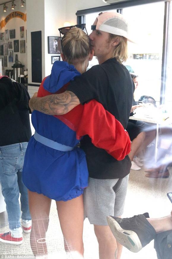 Justin Bieber,Hailey Baldwin, sao hollywood