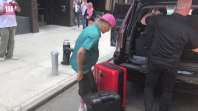 bi1-ngoisao.vn-w634-h951.jpg 0 Ca sĩ Justin Bieber,Justin Bieber mặc quần tụt, sao Hollywood