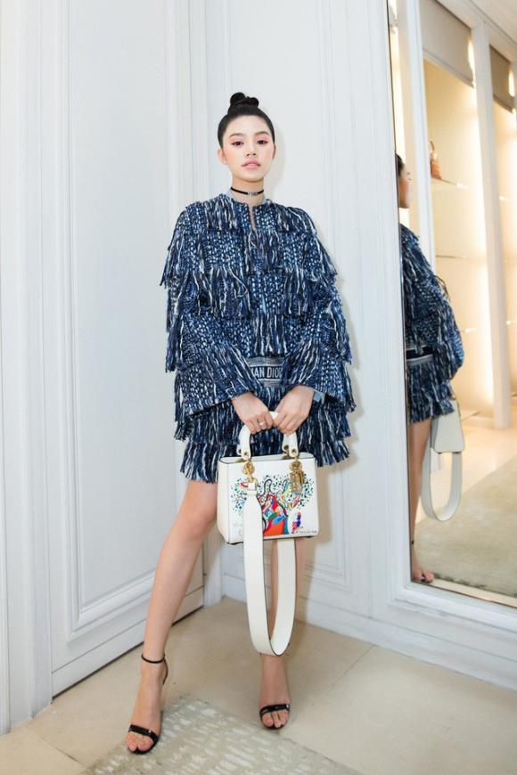Jolie Nguyễn, sao Việt, hội con nhà giàu