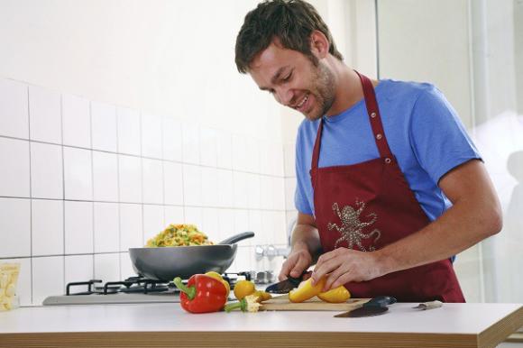 Sau lần về ra mắt gia đình và gặp mẹ người yêu, tôi thật chẳng muốn cầu hôn em nữa mà chỉ muốn chạy cho nhanh - Ảnh 1. Ra mắt nhà người yêu, tâm sự tình yêu, tâm sự đàn ông