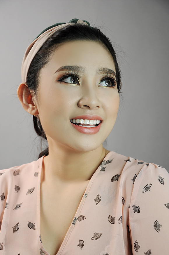 trang-diem-138-5-ngoisao.vn-w580-h873 3 cách trang điểm khi đi party, Trang điểm đẹp, BB Thanh Vân