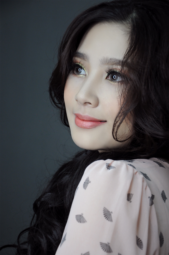 trang-diem-138-8-ngoisao.vn-w580-h873 0 cách trang điểm khi đi party, Trang điểm đẹp, BB Thanh Vân