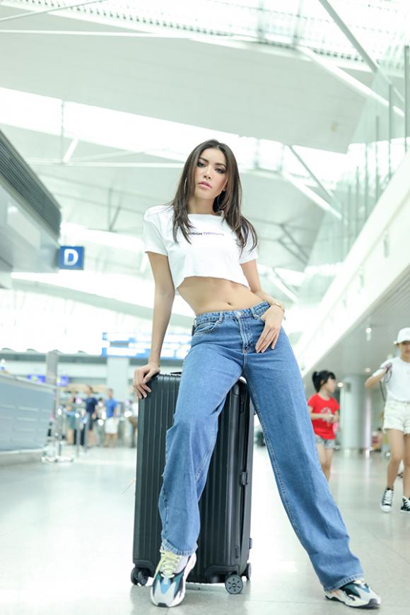 Minh Tú, Asia’s Next top Model, sao việt