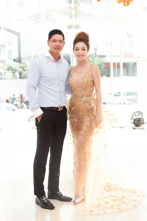 Jennifer Phạm, Ngọc Hân, sao Việt