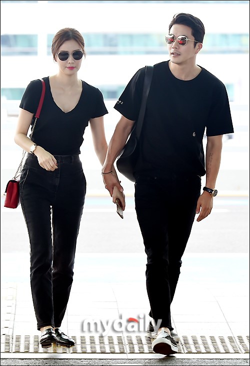 vợ chồng Son Tae Young và Kwon Sang Woo, sao hàn