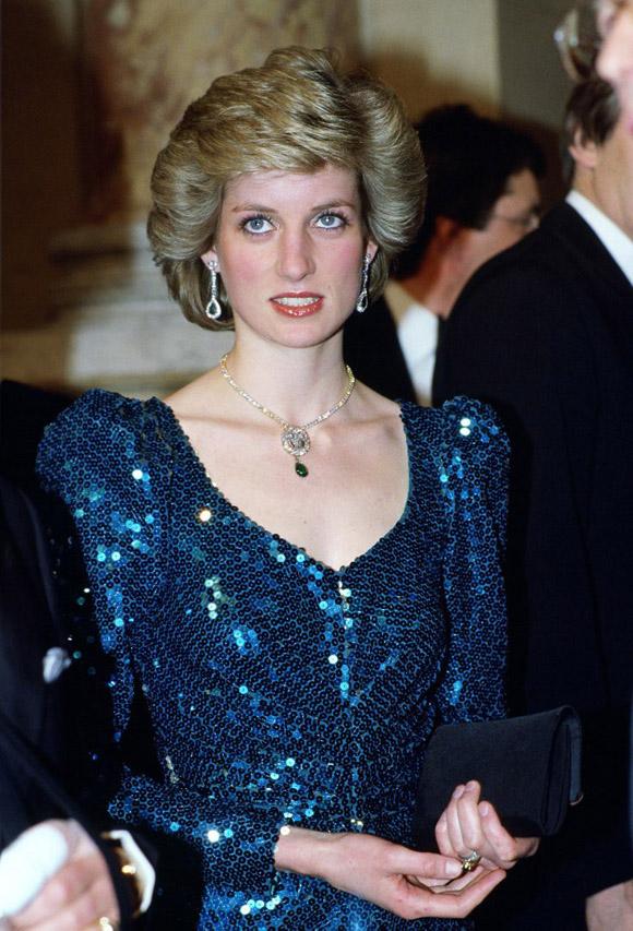 Công nương Diana,Hoàng gia Anh,Nữ hoàng Elizabeth,Hoàng tử Andrew