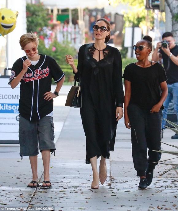 Shiloh Jolie Pitt,Angelina Jolie, sao hollywood