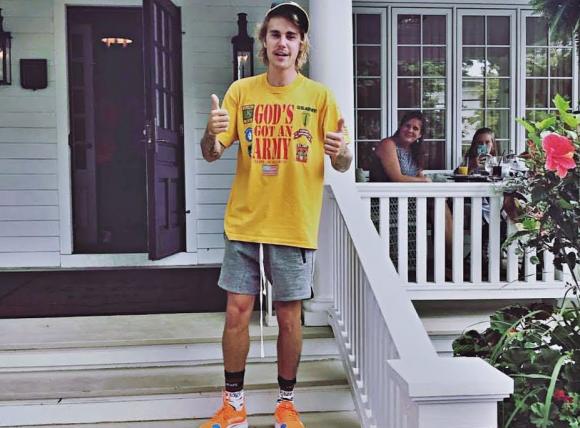 Ca sĩ, Justin Bieber,Hailey Baldwin, sao hollywood