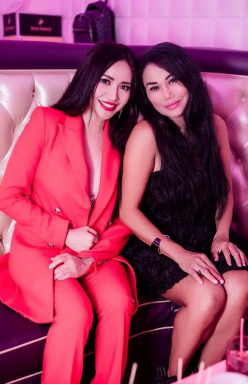 ca-si-dan-kim-278-3-ngoisao.vn-w500-h772 2 Đan Kim, Sao việt